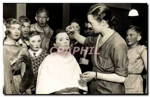 Cartes postales The Yorkshire Post Enfants theatre