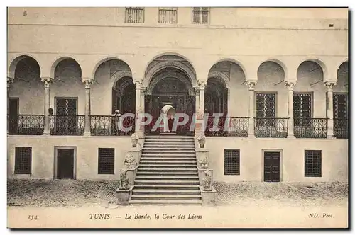 Cartes postales Tunis Le Bardo La Cour Des Louis