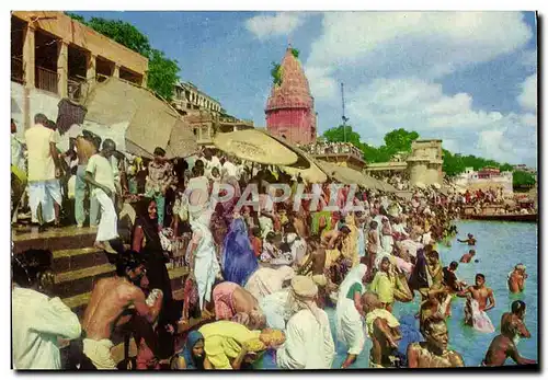Cartes postales moderne A Festival Bath Of A Ghat Varanasi
