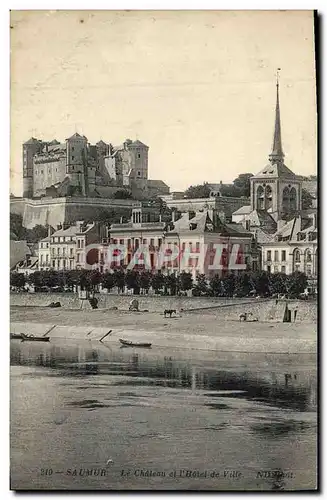 Cartes postales Saumur Le Chateau Et l&#39Hotel De Ville