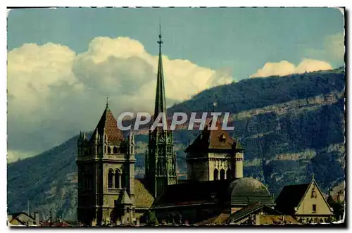 Cartes postales moderne Geneve La Cathedrale de St Pierre et le Saleve