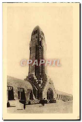 Cartes postales Ossuaire et Phare de Douamont Militaria