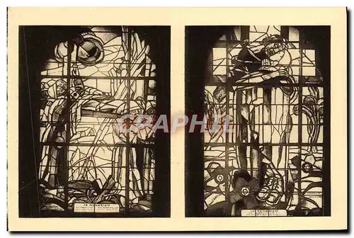 Cartes postales Ossuaire et Phare de Douaumont Les vitraux Militaria