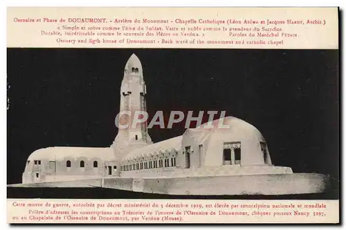 Cartes postales Ossaire et Phare de Douamont Arriere du Monument Chapelle Catholique Militaria