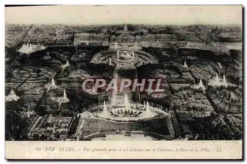 Ansichtskarte AK Versailles Vue Generale Prise A Vol d&#39oiseau Sur Le Chateau Le Parc Et La Ville
