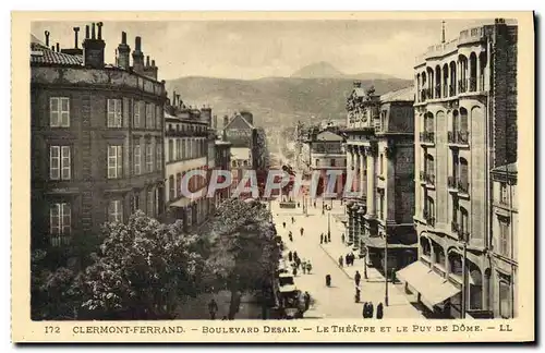 Ansichtskarte AK Clermont Ferrand Boulevard Desaix Le Theatre Et Le Puy De Dome