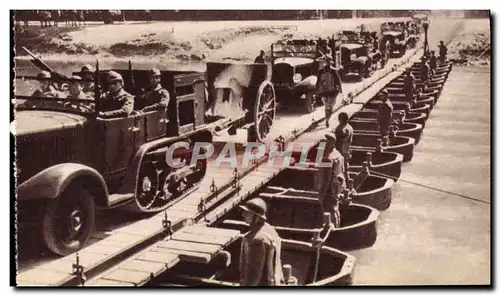 Cartes postales Pont De Bateaux Militaria