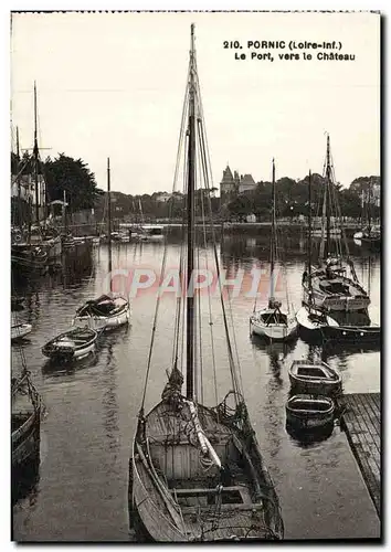 Ansichtskarte AK Pornic Le Port Vers Le Chateau Bateaux