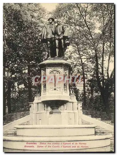 Cartes postales Grand Format Bruxelles Statue Des Comtes d&#39Egmont Et De Hornes Bruxelles 18 * 14 cm