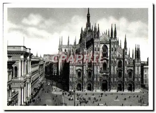 Cartes postales moderne Milano Piazza Del Duomo