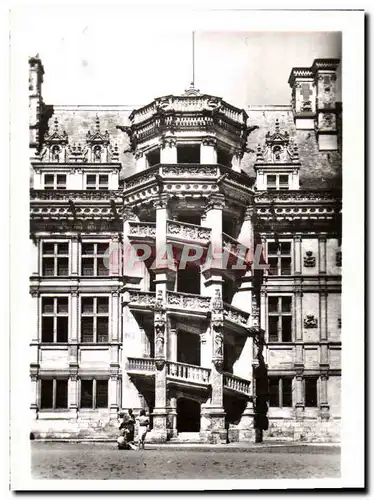 Cartes postales moderne Le Chateau De Blois L&#39Escalier D&#39Honneur De L&#39Aile Francois 1er