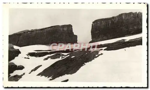 Cartes postales moderne Gavarnie La Breche de Roland