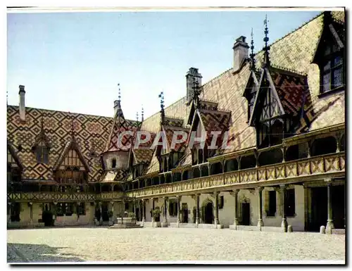 Cartes postales moderne Beaune Cour d&#39Honneur Batiments Sud Et Ouest Relies A La Chapelle