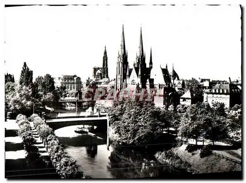 Cartes postales moderne Strasbourg L&#39Eglise Saint Paul Et La Cathedrale