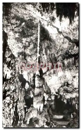 Cartes postales moderne Grottes D'Arcy Sur Cure Le Cierge Pascal
