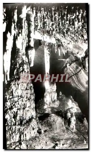 Cartes postales moderne Grottes D'Arcy Sur Cure Le Calvaire Vu Par Derriere