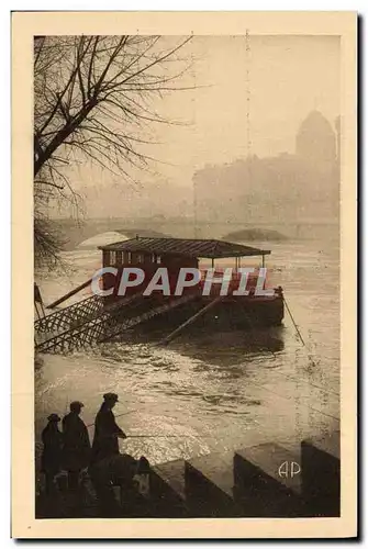 Cartes postales Paris Vue De La Seine Pendant La Crue Peche Pecheur