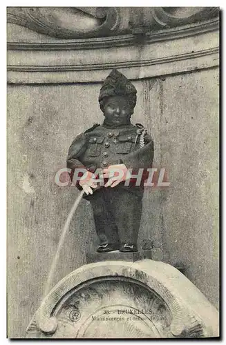 Ansichtskarte AK Bruxelles Manneken Pis et tenue de Jas