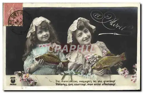 Cartes postales Fantaisie Enfants Des Mains de Ces Messagers les Plus Gracieux