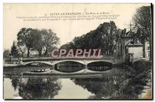 Cartes postales Vitry Le Francois Le Pont et la Porte