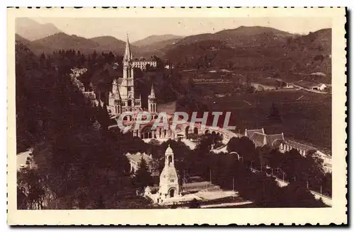 Cartes postales Lourdes La Basilique et le Monument Interallie Vus du Chateau Fort