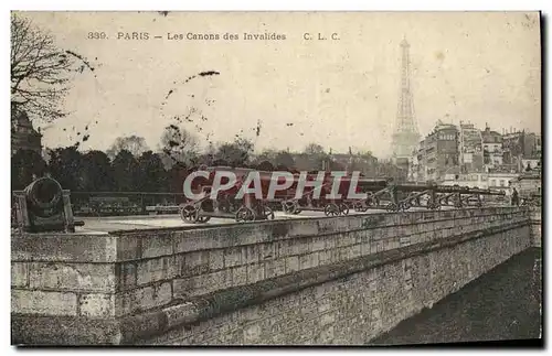 Cartes postales Paris Les Canons Des Invalides Canons Tour Eiffel