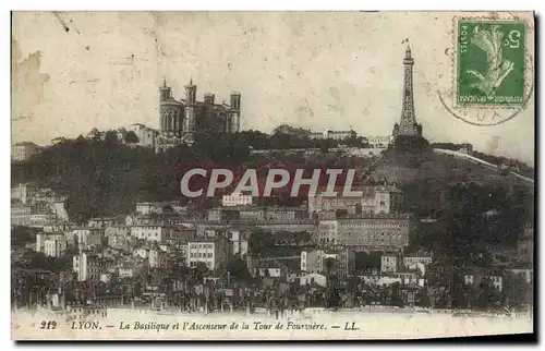 Cartes postales Lyon La Basilique Et l'ascenseur De La Tour De Fourviere