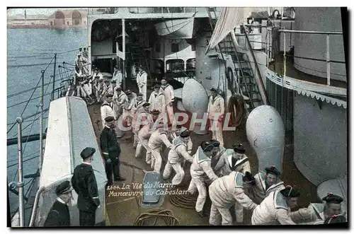Cartes postales Bateau La vie de marin Manoeuvre en cabestan