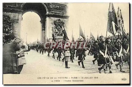 Cartes postales Paris Les Fetes De La Victoire 14 juillet 1919 Le defile Troupes ecossaises Militaria