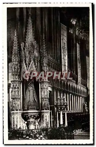 Cartes postales La Delivrande de la Basilique La Vierge noire