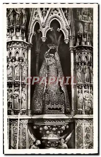 Cartes postales moderne La Delivrande Interieur de la Basilique La vierge noire
