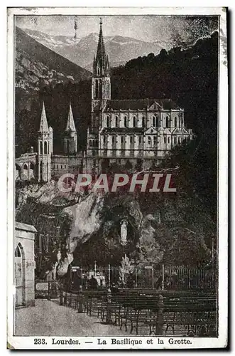 Cartes postales Lourdes La Basilique et la Grotte