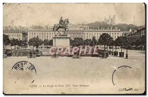 Ansichtskarte AK Lyon La Statue de Louis XIV Place Bellecour