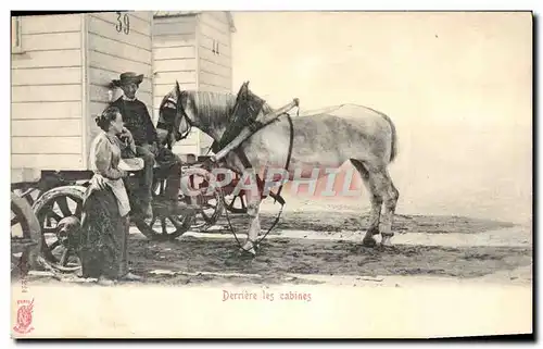 Cartes postales Derriere les cabines A la plage Folklore Cheval