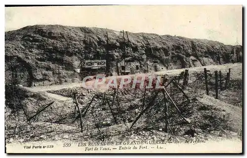 Cartes postales Les Ruines De La Grande Guerre Env de Verdun Fort De Vaux Militaria