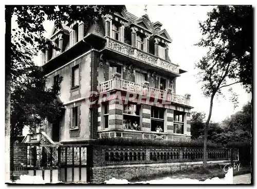 Cartes postales moderne Avenue de la Gare Houlgate Maison familiale de vacances Colonie