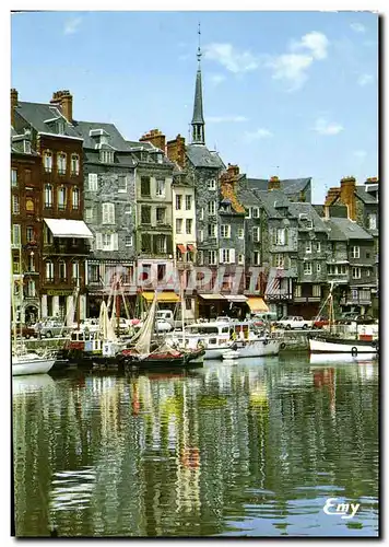 Cartes postales moderne Houlgate Le Vieux Bassin Le Quai Sainte Catherine et ses facades pittoresques