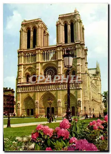 Cartes postales moderne Paris Notre Dame
