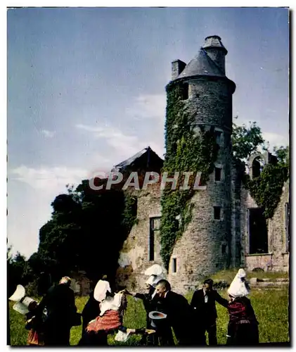 Cartes postales moderne Folklore De France La Normandie Le Quadrille A L&#39Ombre De La Tour du Vieux Chateau