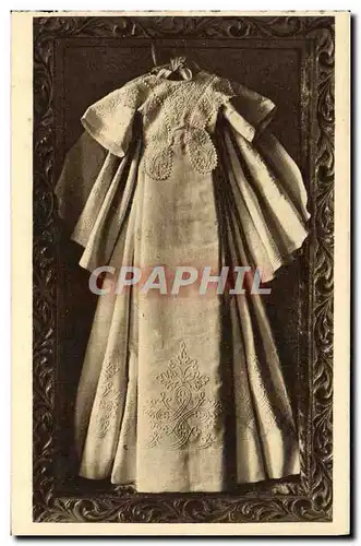 Ansichtskarte AK Lisieux Robe de bapteme de Sainte Therese de l&#39enfant Jesus