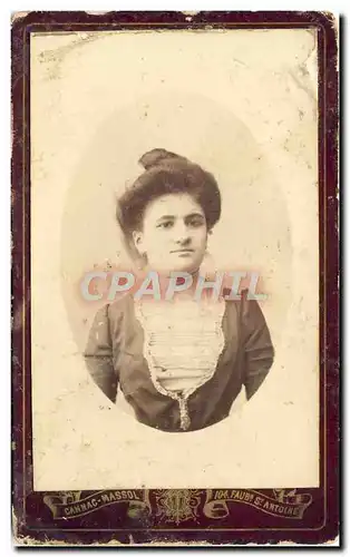 Photo Femme Cannac Massol Faub St Antoine Paris