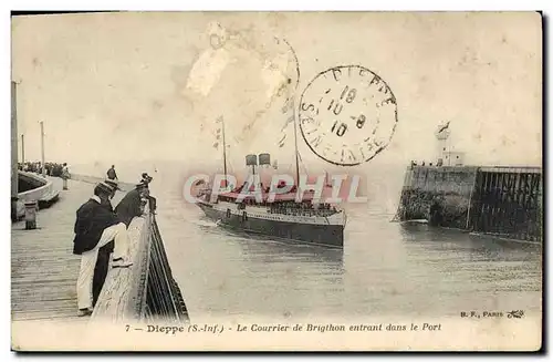 Cartes postales Dieppe Le Courrier de Brigthon Entrant dans le Port Bateau