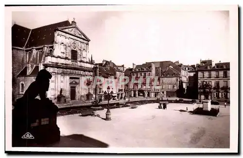 Cartes postales Vannes La Place de L&#39Hotel de Ville