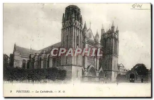 Cartes postales Poitiers La Cathedrale