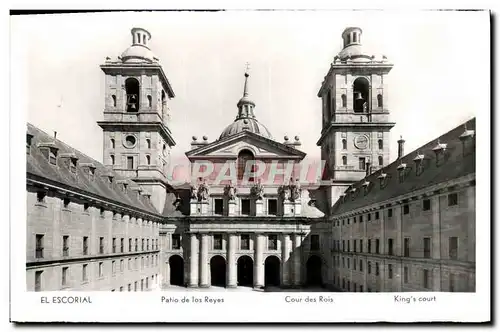 Ansichtskarte AK El Escorial Patio de los Reyes