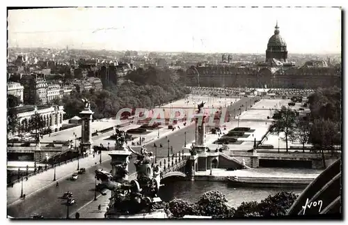 Cartes postales moderne Paris En Flanant Pont Alexandre III et esplanade des Invalides