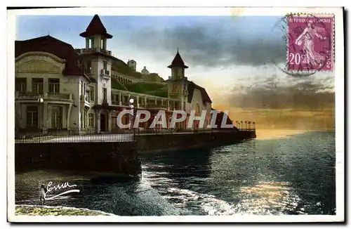 Cartes postales Granville Le Casino avant l&#39orage