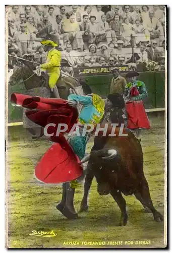 Cartes postales Arruza Toreando Frente Por Detars Taureau Corrida