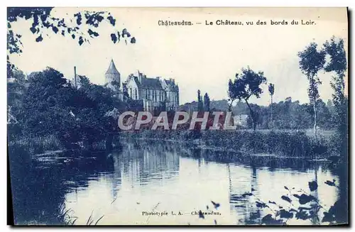 Cartes postales Chateaudun Le Chateau vu des Bords du Loir