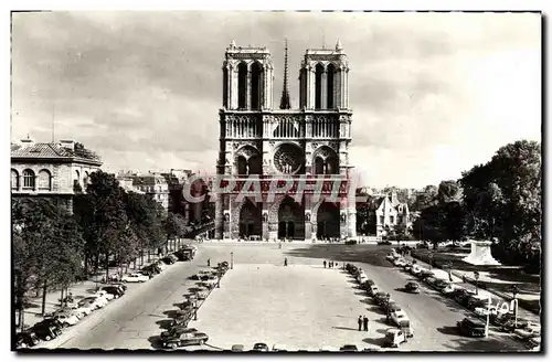 Cartes postales moderne Paris En Flanant Notre Dame et le Parvis